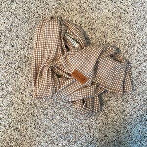 NWOT WILDBIRD RING CARRIER 90”